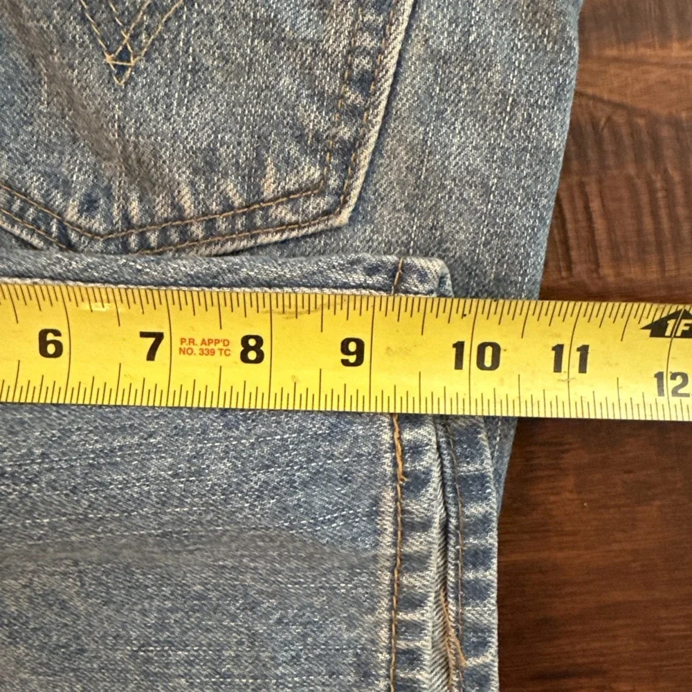 Levis 505 Straight Fit Denim Shorts Size 36 Inseam 9.5